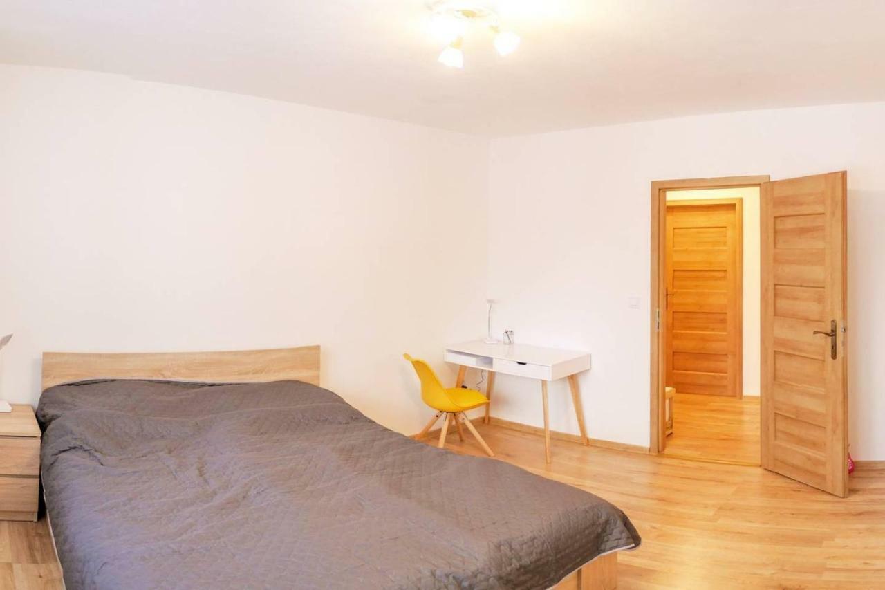 2 Bedroom Flat In The Heart Of Liptovsky Mikulas Luaran gambar