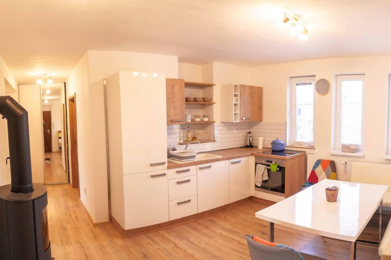 2 Bedroom Flat In The Heart Of Liptovsky Mikulas Luaran gambar